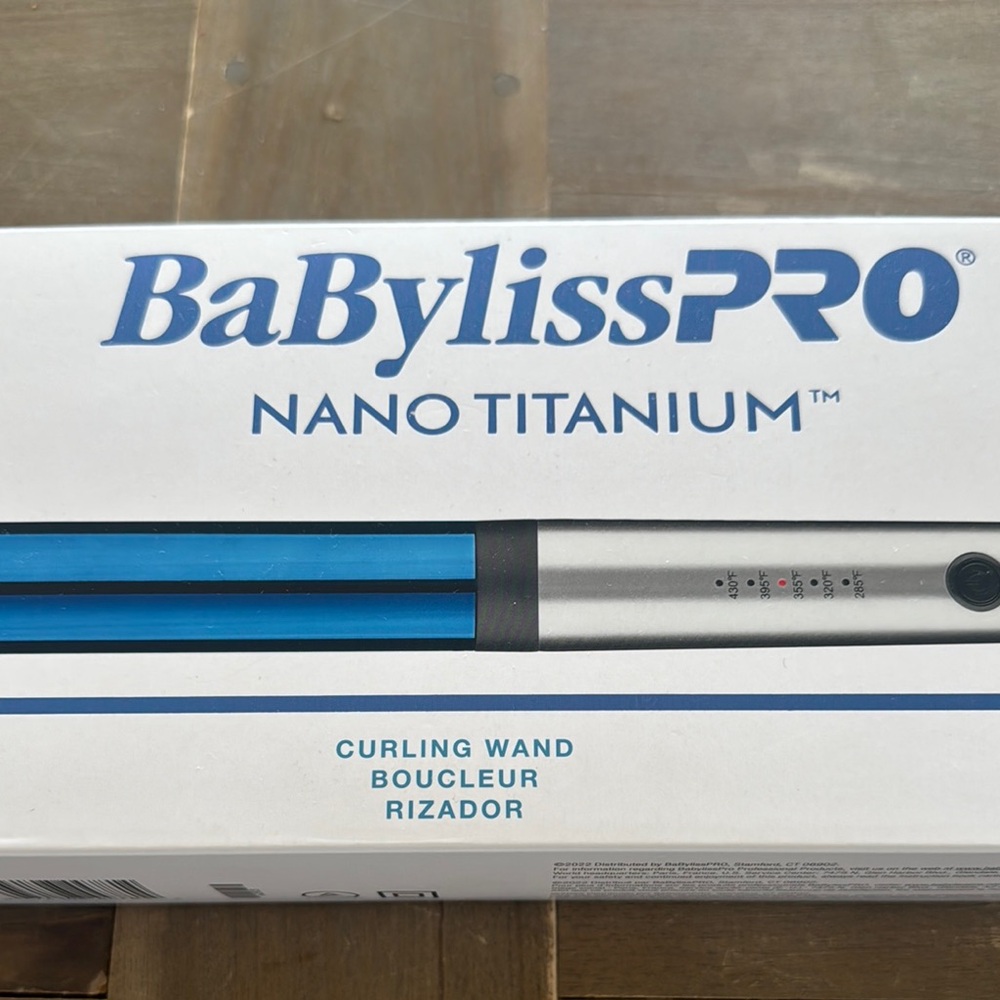 BaBylissPRO Nano Titanium Curling Wand - Blue and Silver